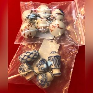 ✨🆕✨Six (6) round floral porcelain beads. ✨🆕✨Five (5) blue printed beads.